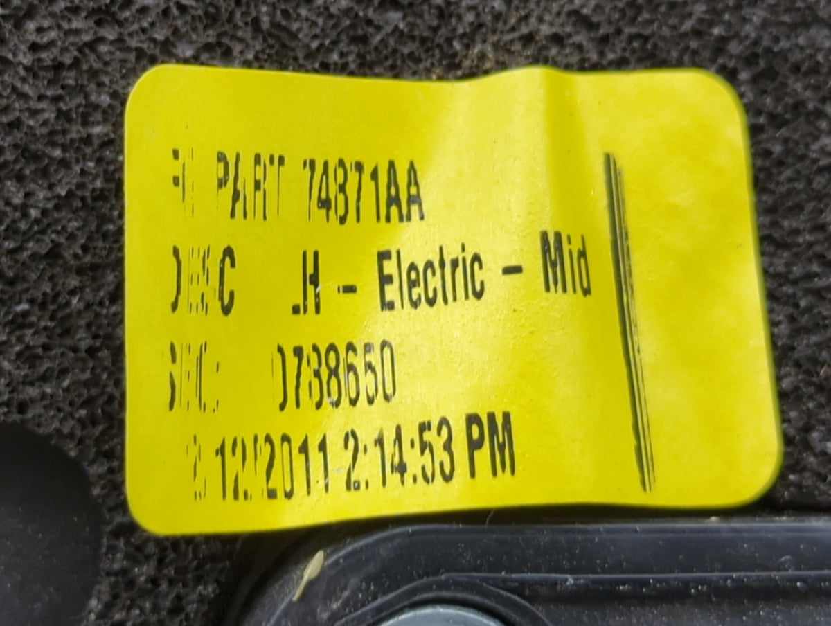 2015-2017 Toyota Sienna Driver Side View Mirror - Left Door Mirror OEM Used - Oemusedautoparts1.com