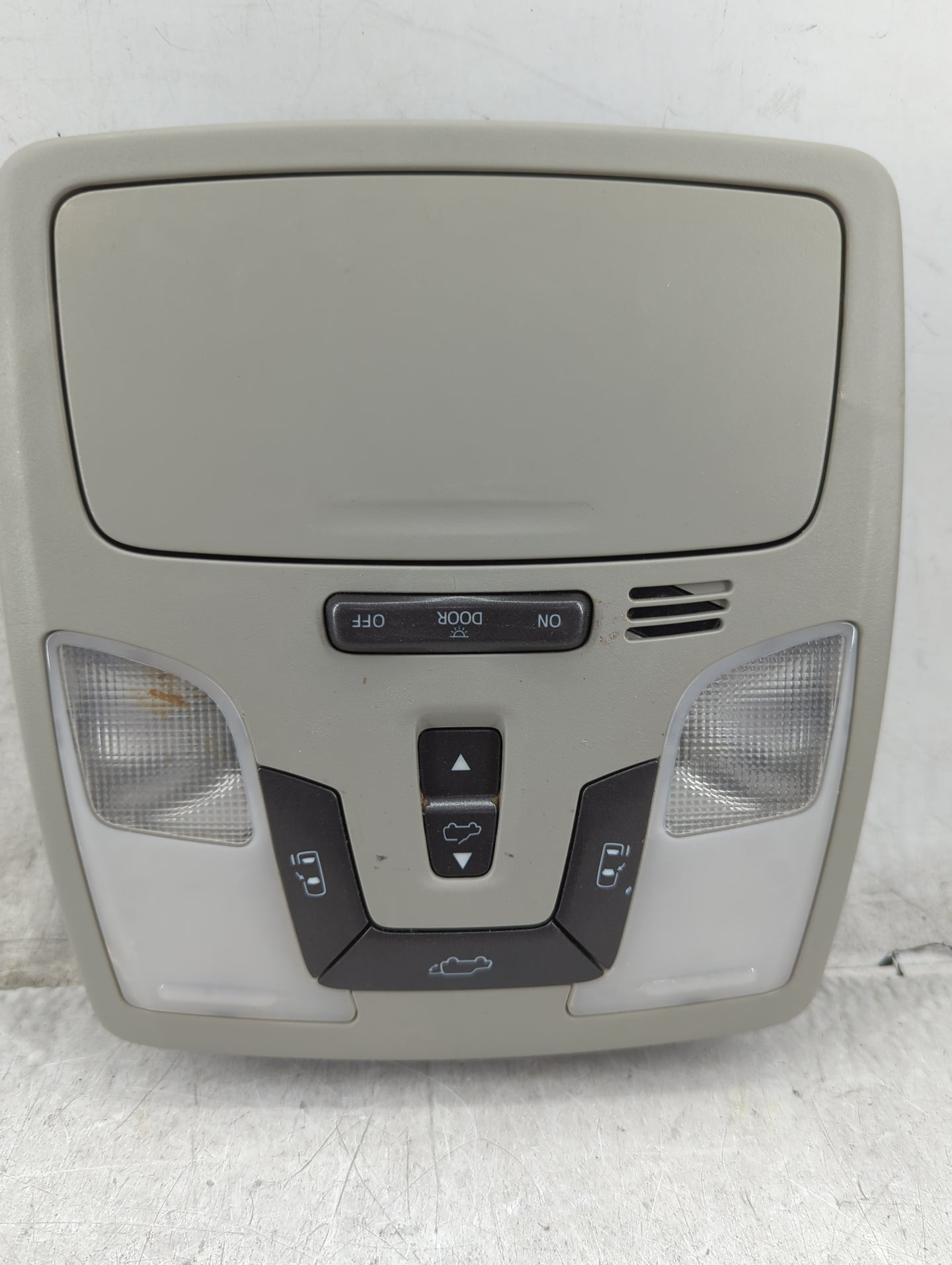 2017 Toyota Sienna Overhead Roof Console - Oemusedautoparts1.com