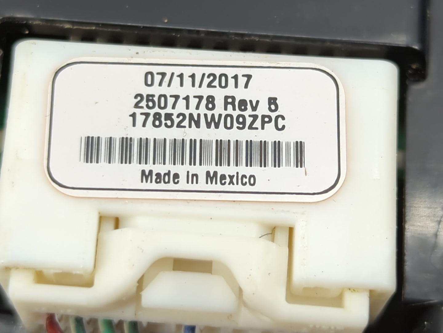 2017 Toyota Sienna Overhead Roof Console - Oemusedautoparts1.com