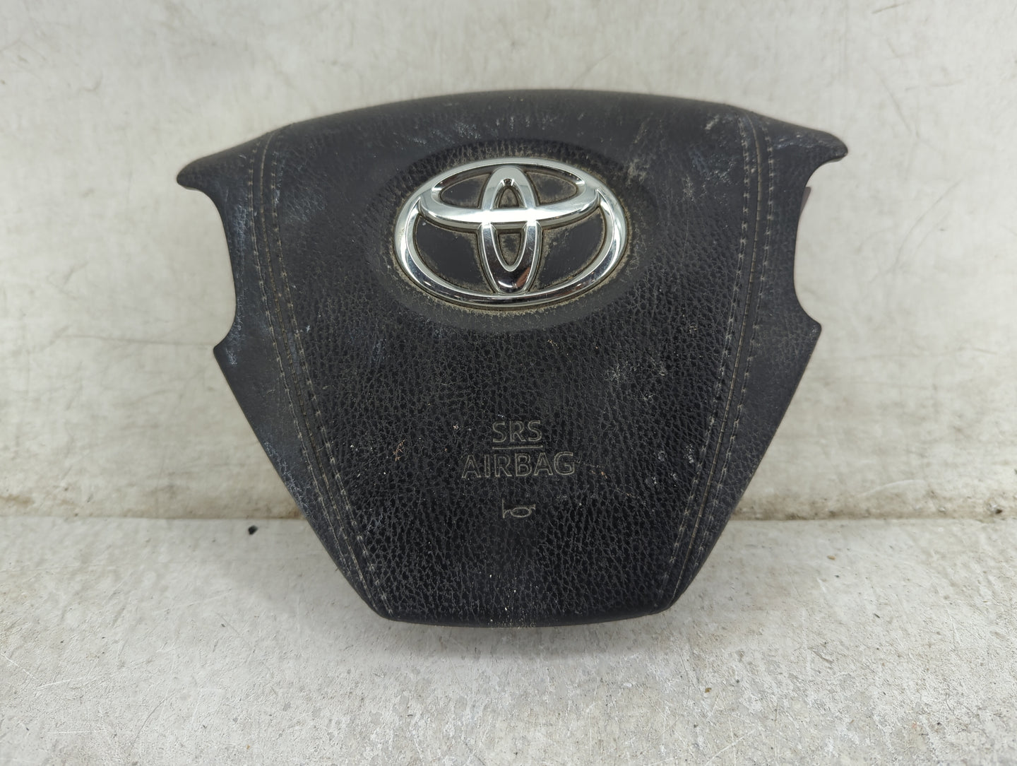 2017 Toyota Sienna Air Bag Driver Left Steering Wheel Mounted Black - Oemusedautoparts1.com