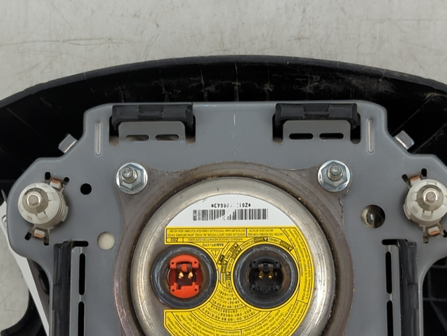 2017 Toyota Sienna Air Bag Driver Left Steering Wheel Mounted Black - Oemusedautoparts1.com