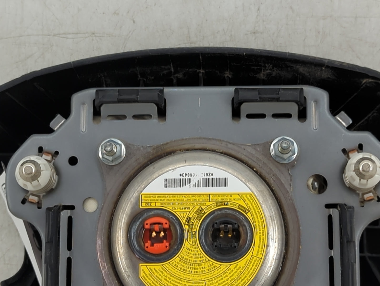 2017 Toyota Sienna Air Bag Driver Left Steering Wheel Mounted Black - Oemusedautoparts1.com