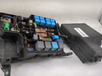 2017-2020 Toyota Sienna Fusebox Fuse Box Panel Relay Module P/N:82672-08161 Fits Fits 2017 2018 2019 2020 OEM Used Auto Part