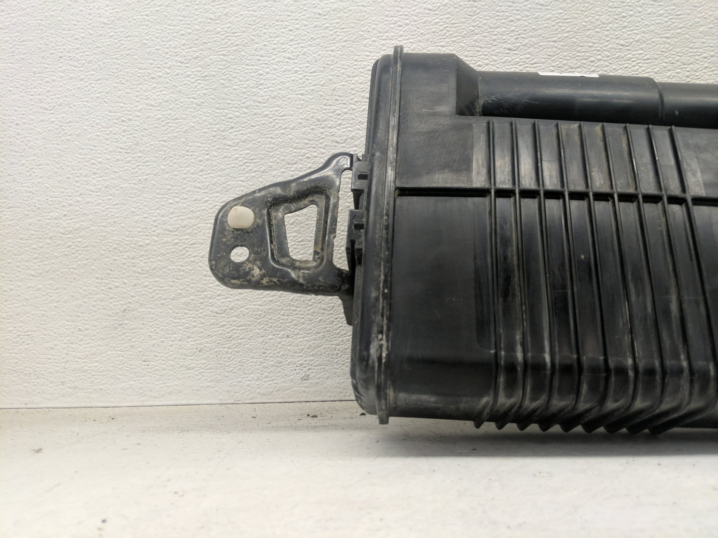 2017 Toyota Sienna Fuel Vapor Charcoal Canister 1461933 - Oemusedautoparts1.com