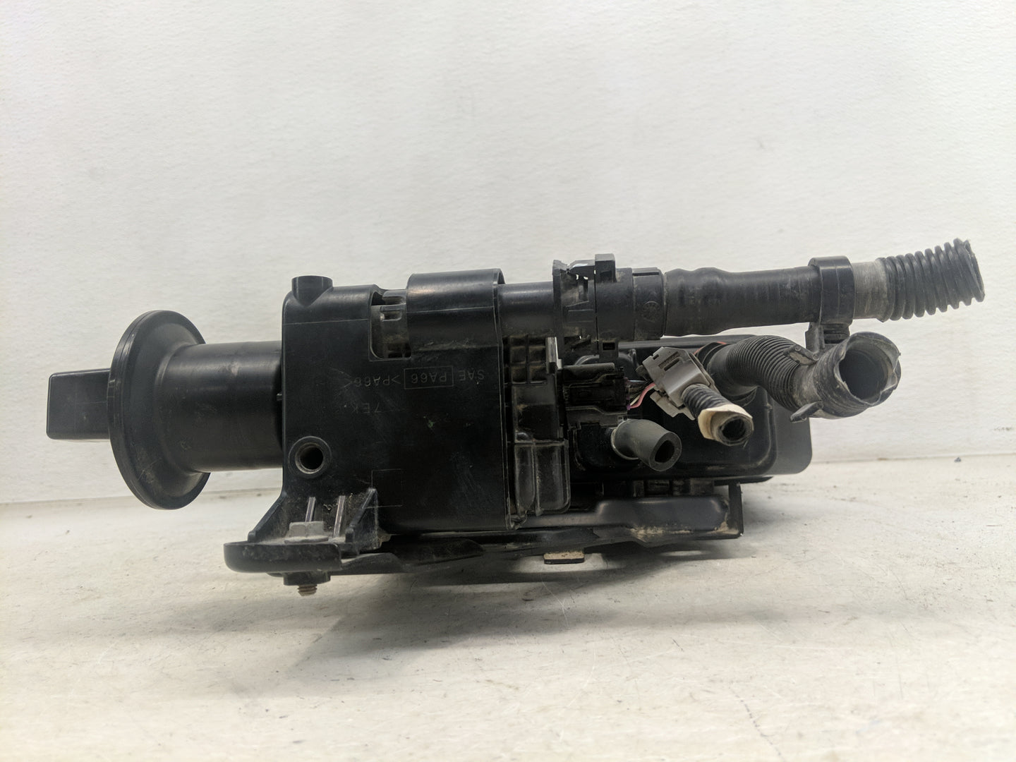 2017 Toyota Sienna Fuel Vapor Charcoal Canister 1461933 - Oemusedautoparts1.com