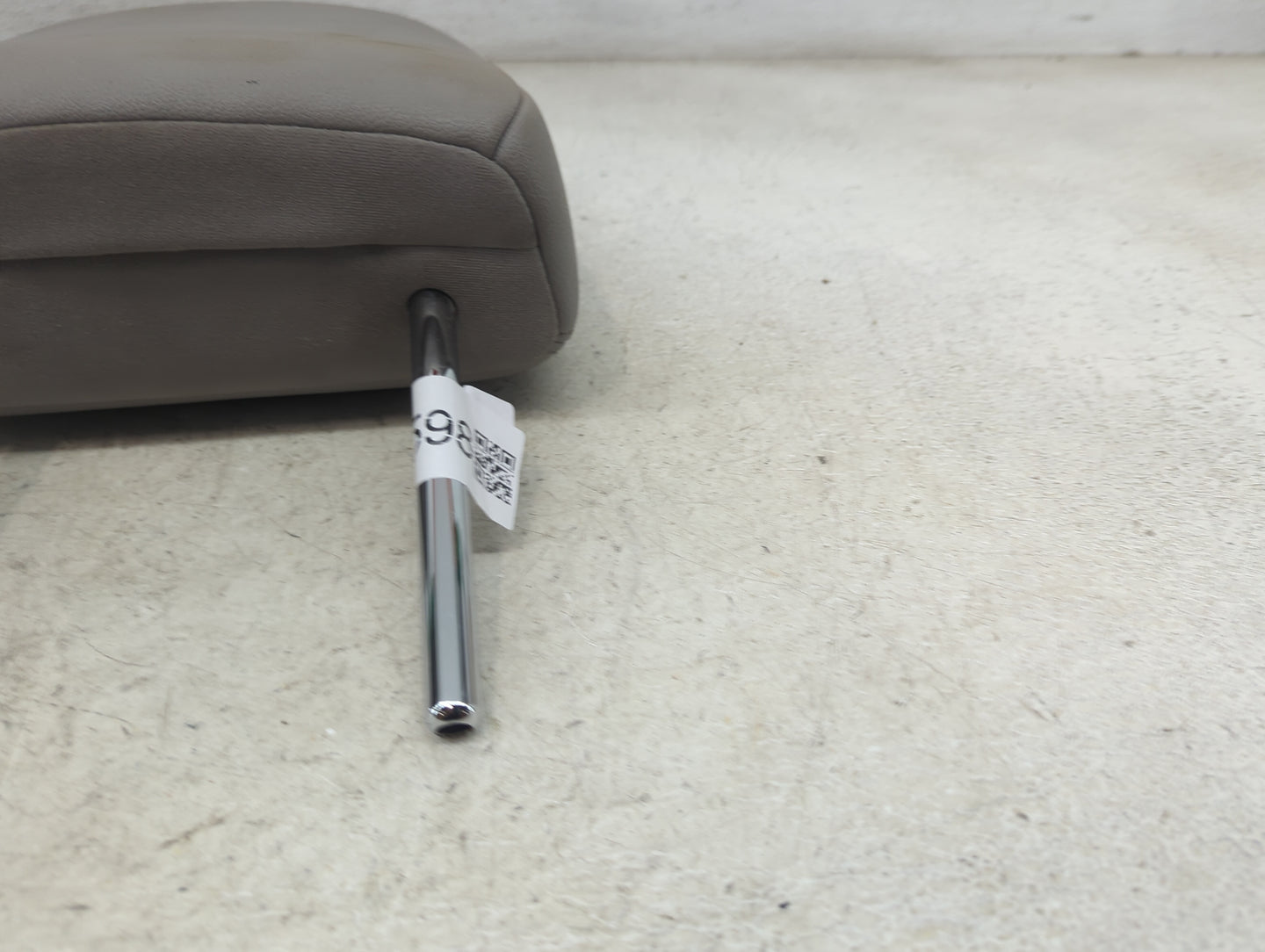 2012-2020 Toyota Sienna Headrest Head Rest Front Driver Passenger Seat Fits Fits 2012 2013 2014 2015 2016 2017 2018 2019 202