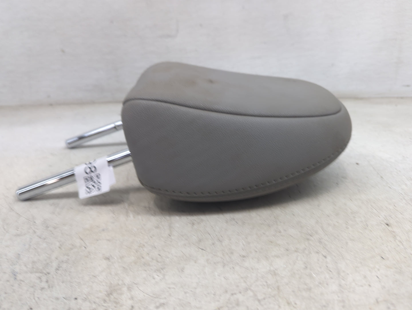 2012-2020 Toyota Sienna Headrest Head Rest Front Driver Passenger Seat Fits Fits 2012 2013 2014 2015 2016 2017 2018 2019 202