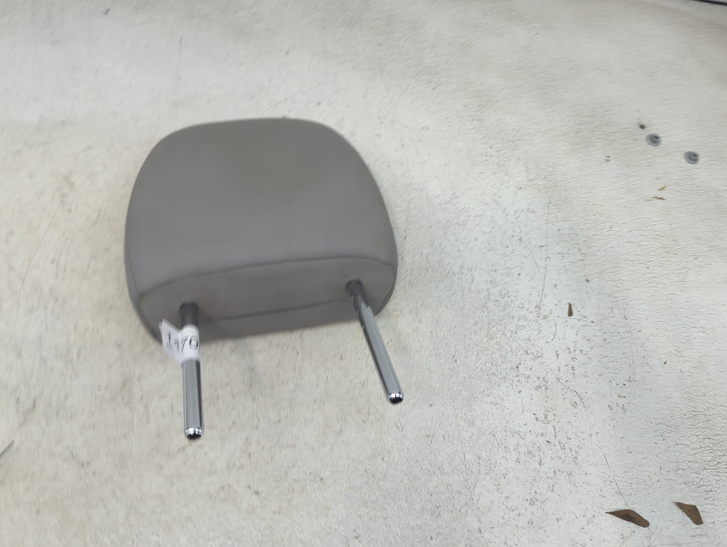 2012-2020 Toyota Sienna Headrest Head Rest Front Driver Passenger Seat Fits Fits 2012 2013 2014 2015 2016 2017 2018 2019 202