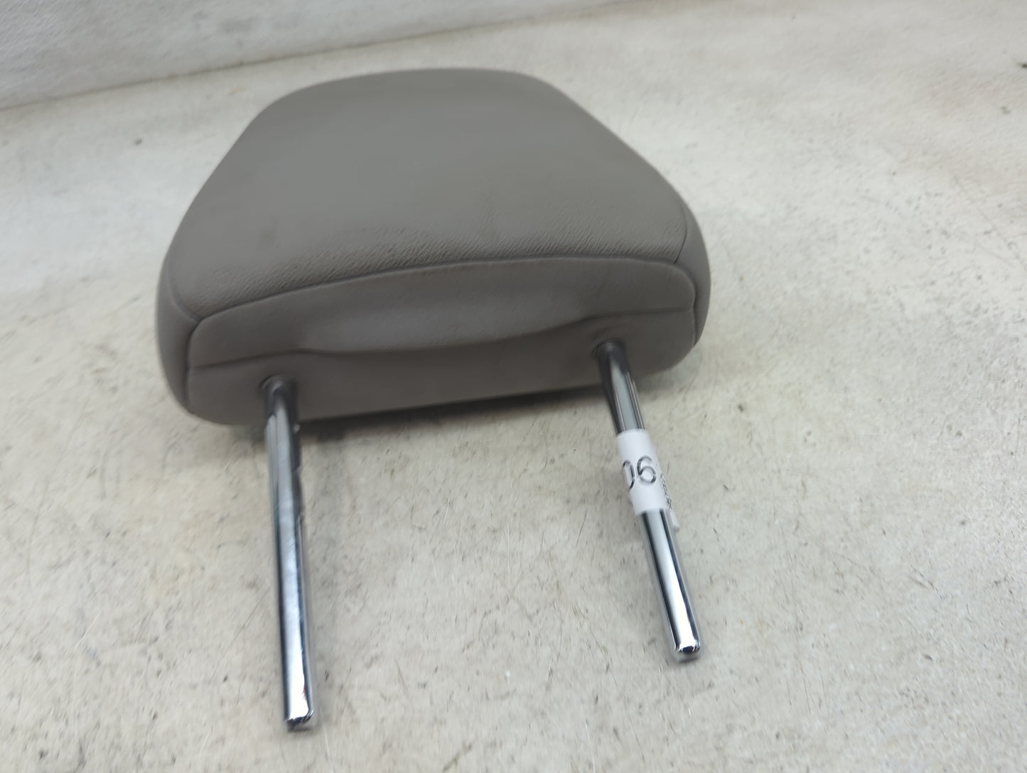 2012-2020 Toyota Sienna Headrest Head Rest Front Driver Seat Grey 1470613 - Oemusedautoparts1.com