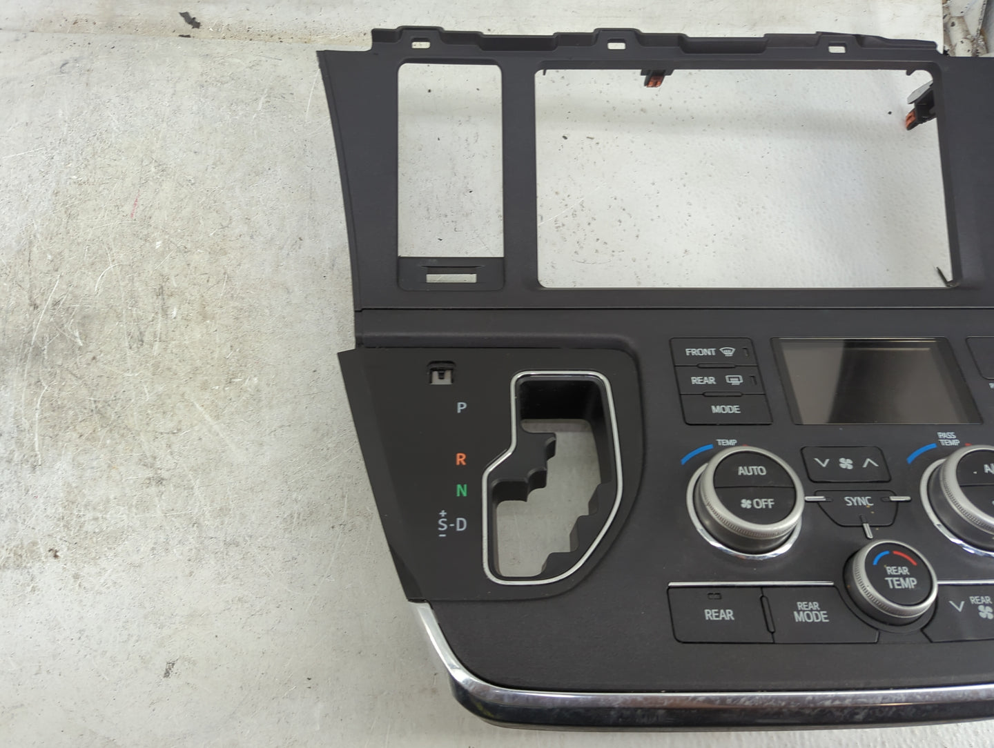 2015-2017 Toyota Sienna Climate Control Module Temperature AC/Heater Replacement Fits Fits 2015 2016 2017 OEM Used Auto Part
