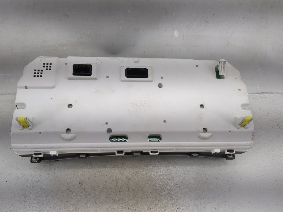 2017 Toyota Sienna Instrument Cluster Speedometer Gauges P/N:83800-08670-00 TN157570-6193 Miles:84K Fits OEM Used Auto Parts