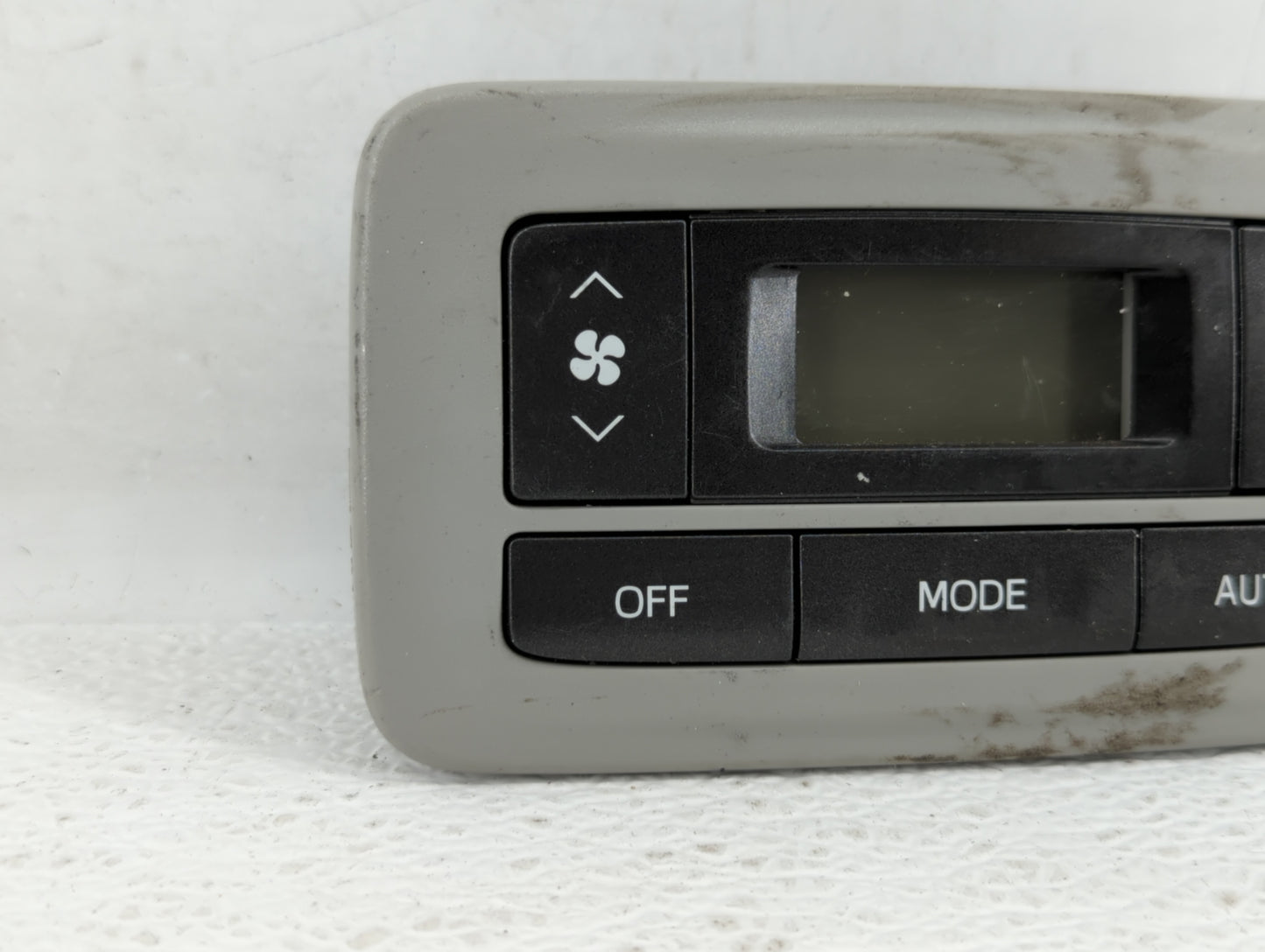 2015-2020 Toyota Sienna Climate Control Module Temperature AC/Heater Replacement P/N:55900-08200 75D875 Fits OEM Used Auto P
