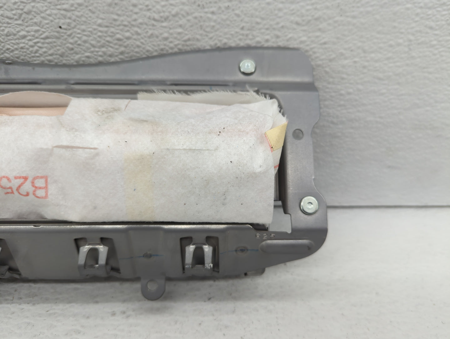 2015-2020 Toyota Sienna Air Bag Driver Left Steering Wheel Mounted P/N:410230816M95 Fits Fits 2015 2016 2017 2018 2019 2020 