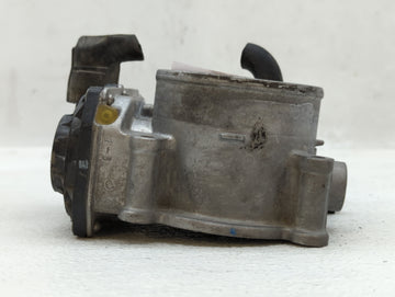 2017-2020 Toyota Sienna Throttle Body P/N:22030-0P060 Fits Fits 2016 2017 2018 2019 2020 2021 2022 OEM Used Auto Parts
