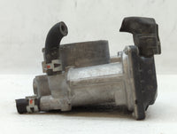 2017-2020 Toyota Sienna Throttle Body P/N:22030-0P060 Fits Fits 2016 2017 2018 2019 2020 2021 2022 OEM Used Auto Parts - Oem