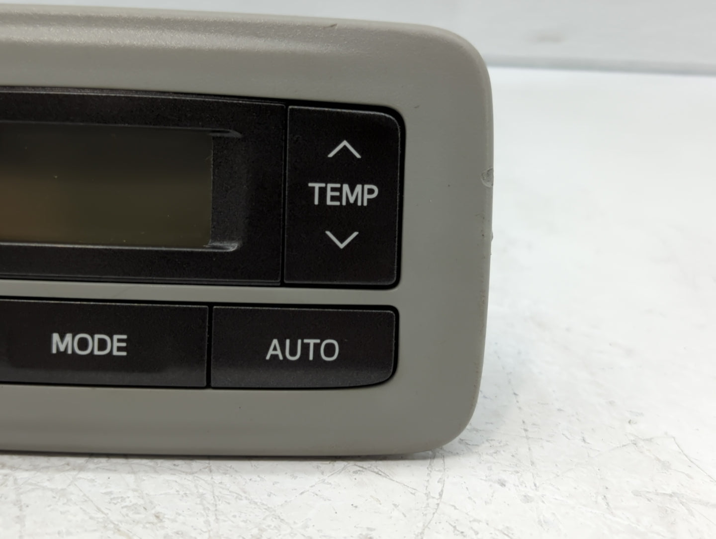 2015-2020 Toyota Sienna Climate Control Module Temperature AC/Heater Replacement P/N:75D875 Fits OEM Used Auto Parts - Oemus