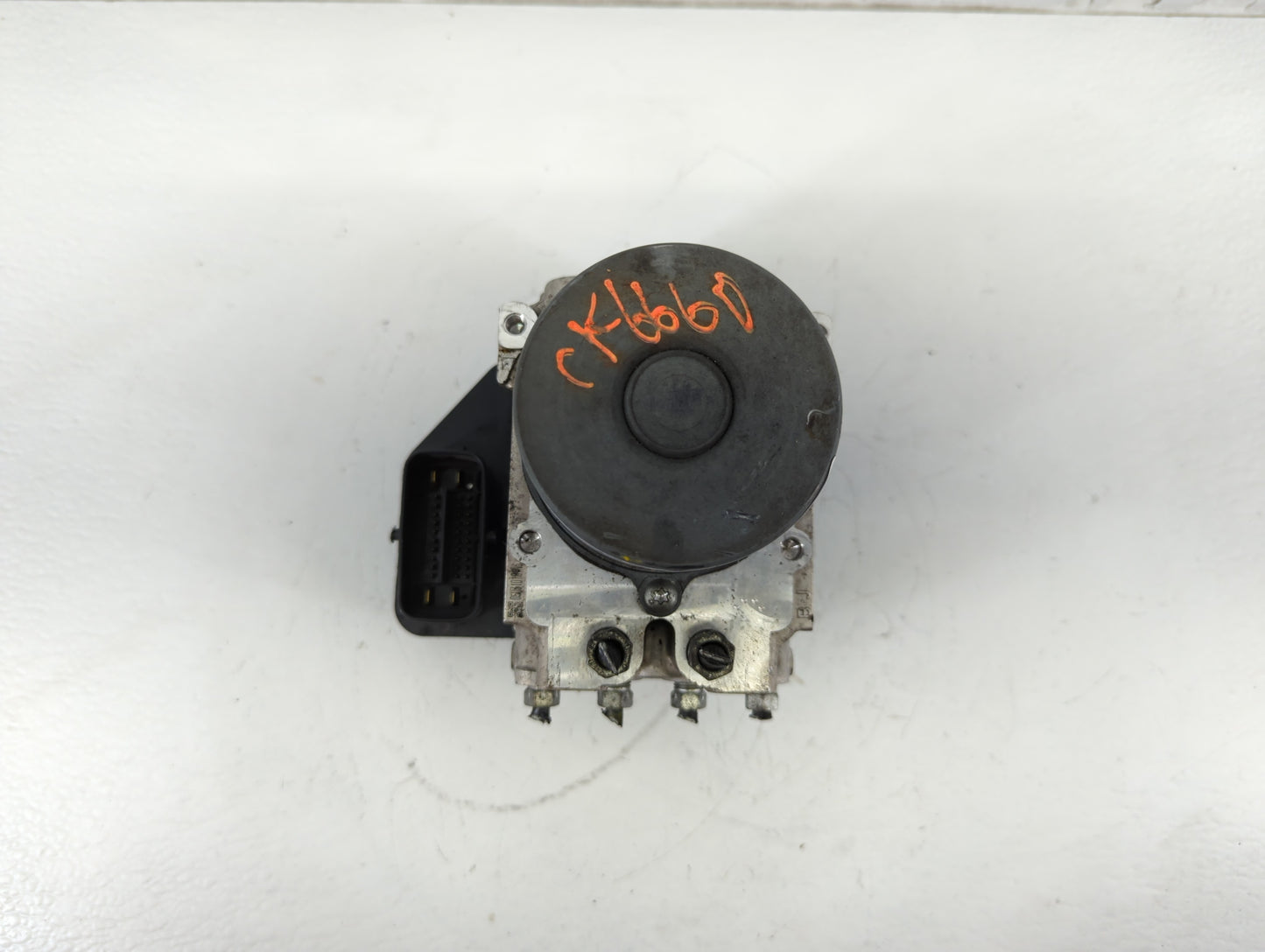 2017 Toyota Sienna ABS Pump Control Module Replacement P/N:133000-5700 89541-08260, 44540-08260 Fits OEM Used Auto Parts - O