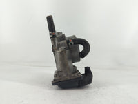 2017-2020 Toyota Sienna Throttle Body P/N:22030-0P060 Fits Fits 2016 2017 2018 2019 2020 2021 2022 OEM Used Auto Parts - Oem