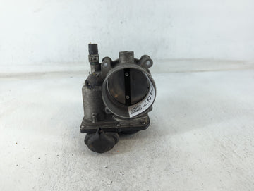 2017-2020 Toyota Sienna Throttle Body P/N:22030-0P060 7A10 Fits Fits 2016 2017 2018 2019 2020 2021 2022 OEM Used Auto Parts 