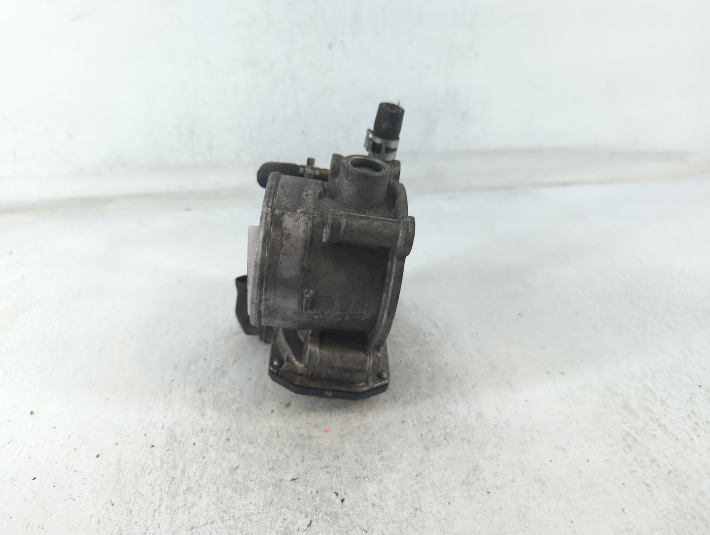 2017-2020 Toyota Sienna Throttle Body P/N:22030-0P060 7A10 Fits Fits 2016 2017 2018 2019 2020 2021 2022 OEM Used Auto Parts 