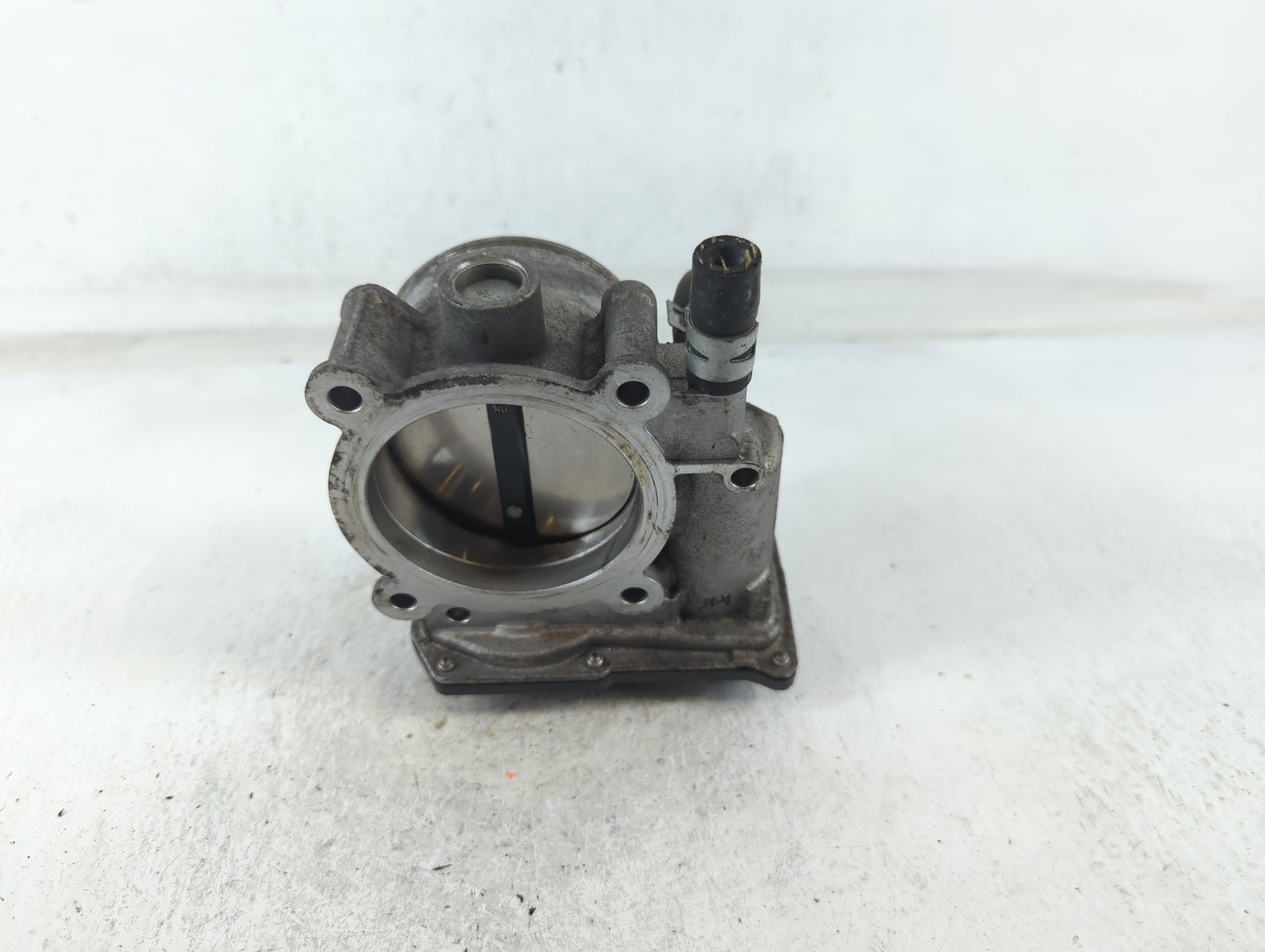 2017-2020 Toyota Sienna Throttle Body P/N:22030-0P060 7A10 Fits Fits 2016 2017 2018 2019 2020 2021 2022 OEM Used Auto Parts 