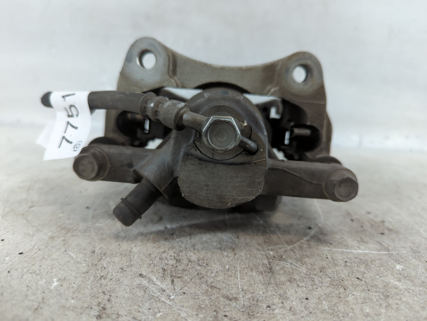2011-2020 Toyota Sienna Front Driver Left Brake Caliper 775126 - Oemusedautoparts1.com
