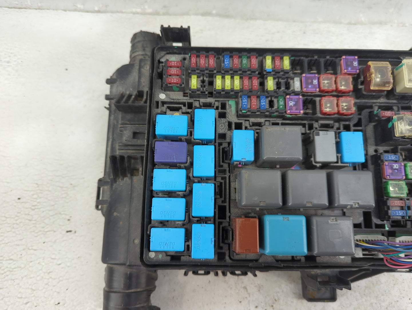 2016-2022 Toyota Tacoma Fusebox Fuse Box Panel Relay Module Fits Fits 2016 2017 2018 2019 2020 2021 2022 OEM Used Auto Parts