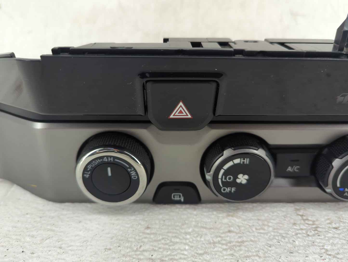 2016-2020 Toyota Tacoma Climate Control Module Temperature AC/Heater Replacement P/N:75H595 Fits Fits 2016 2017 2018 2019 20