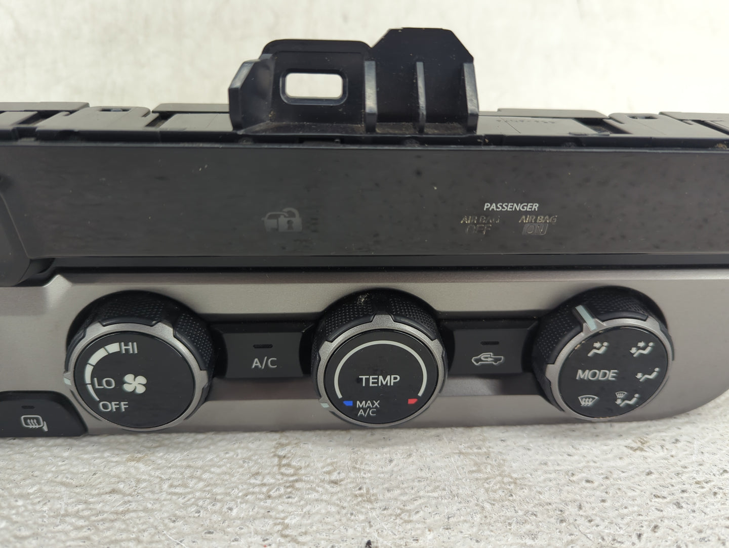 2016-2020 Toyota Tacoma Climate Control Module Temperature AC/Heater Replacement P/N:75H595 Fits Fits 2016 2017 2018 2019 20
