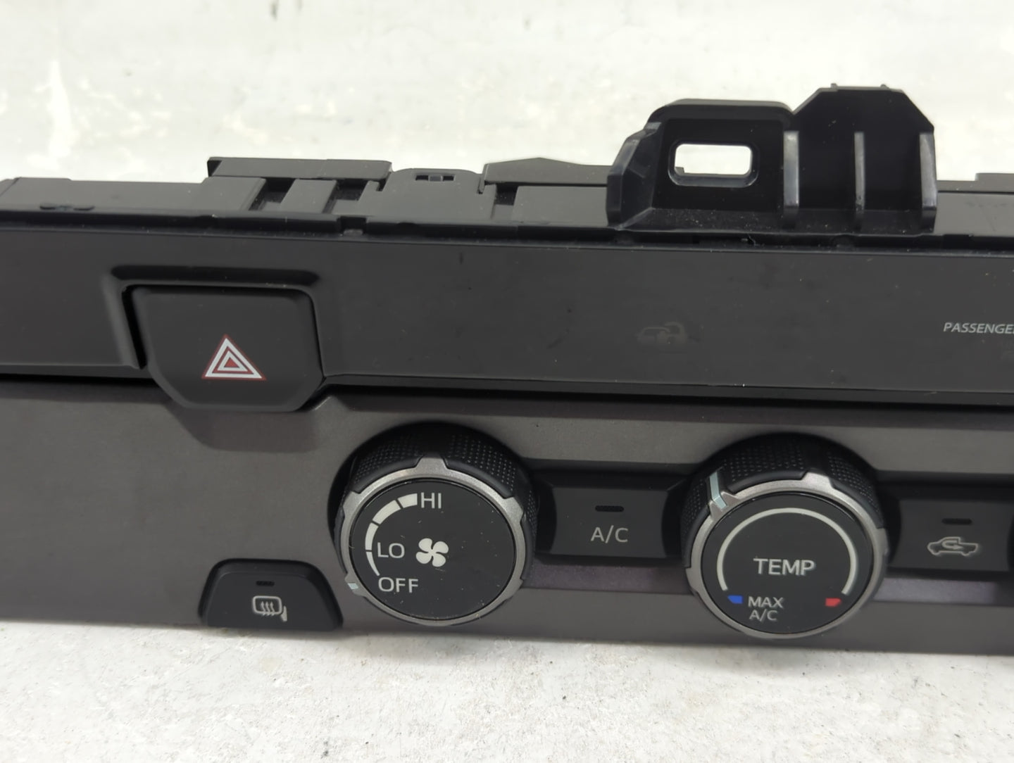 2017 Toyota Tacoma Climate Control Module Temperature AC/Heater Replacement P/N:75H595 Fits OEM Used Auto Parts - Oemusedaut