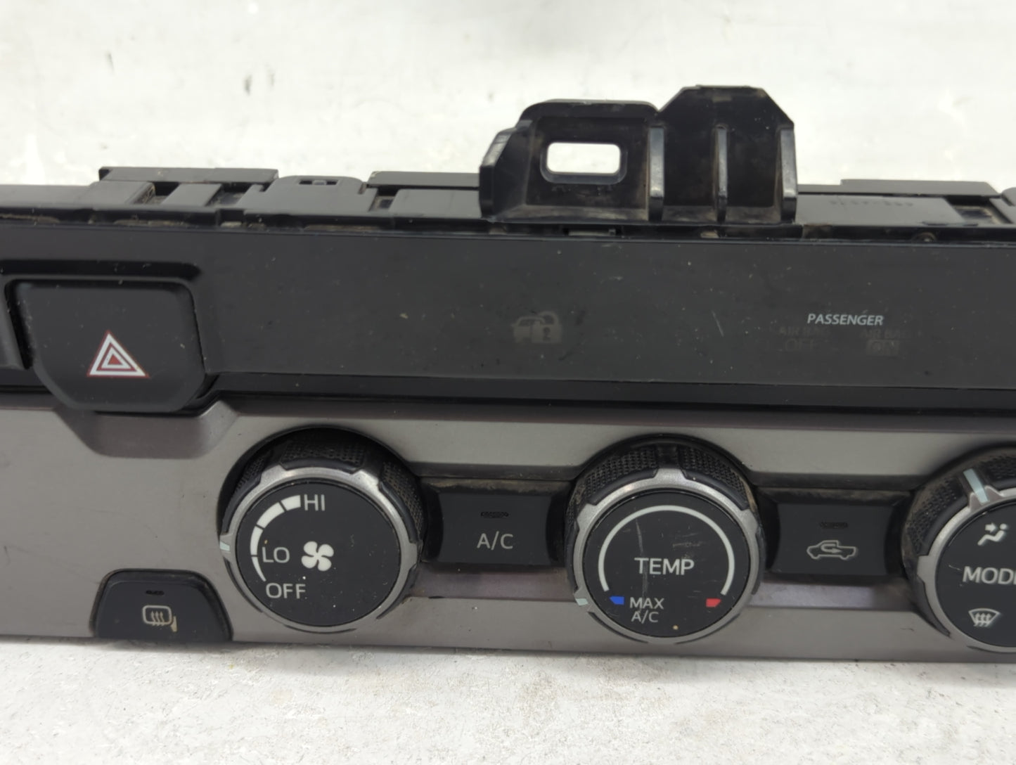 2017 Toyota Tacoma Climate Control Module Temperature AC/Heater Replacement P/N:75H595 Fits OEM Used Auto Parts - Oemusedaut