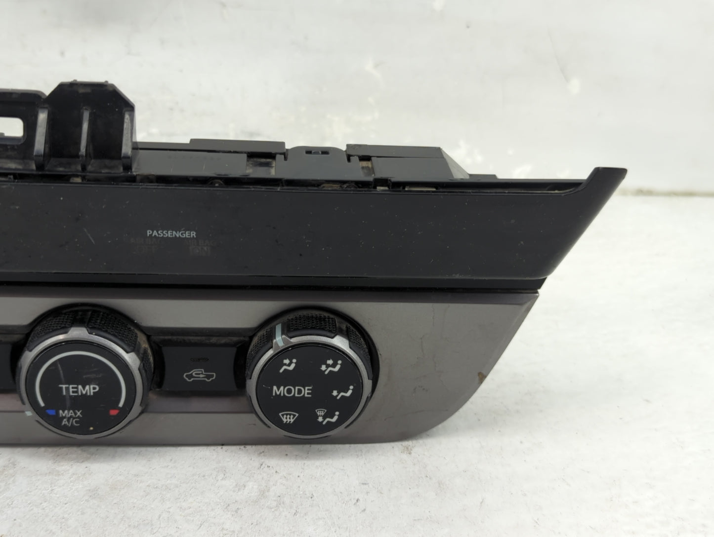 2017 Toyota Tacoma Climate Control Module Temperature AC/Heater Replacement P/N:75H595 Fits OEM Used Auto Parts - Oemusedaut