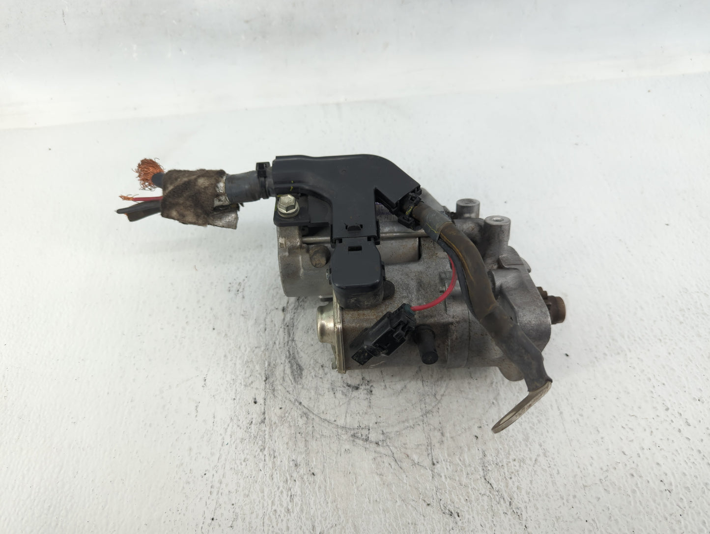 2016-2022 Toyota Tacoma Car Starter Motor Solenoid OEM P/N:28100-31160 Fits Fits 2016 2017 2018 2019 2020 2021 2022 OEM Used