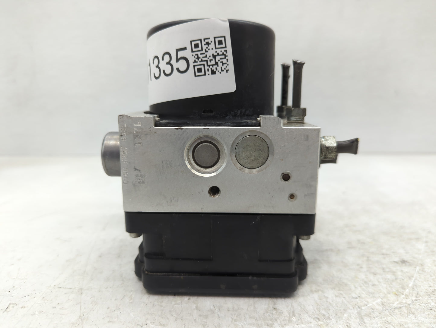 2016-2017 Toyota Tundra ABS Pump Control Module Replacement P/N:44500-0C421 Fits Fits 2016 2017 OEM Used Auto Parts - Oemuse