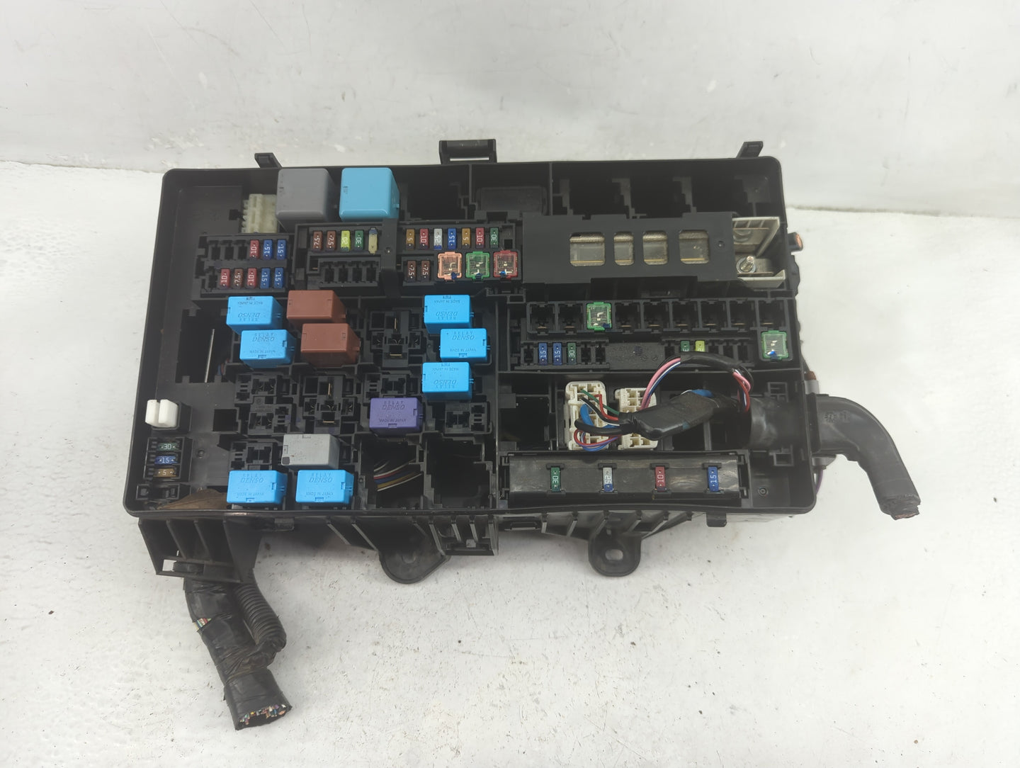 2014-2020 Toyota Tundra Fusebox Fuse Box Panel Relay Module Fits Fits 2014 2015 2016 2017 2018 2019 2020 OEM Used Auto Parts