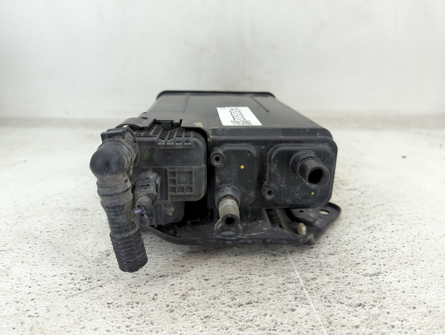 2017 Toyota Tundra Fuel Vapor Charcoal Canister - Oemusedautoparts1.com