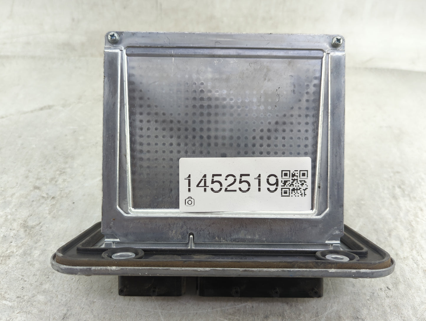 2017 Toyota Tundra PCM Engine Control Computer ECU ECM PCU OEM P/N:89661-0CQ11 TN275600-9400 Fits OEM Used Auto Parts - Oemu