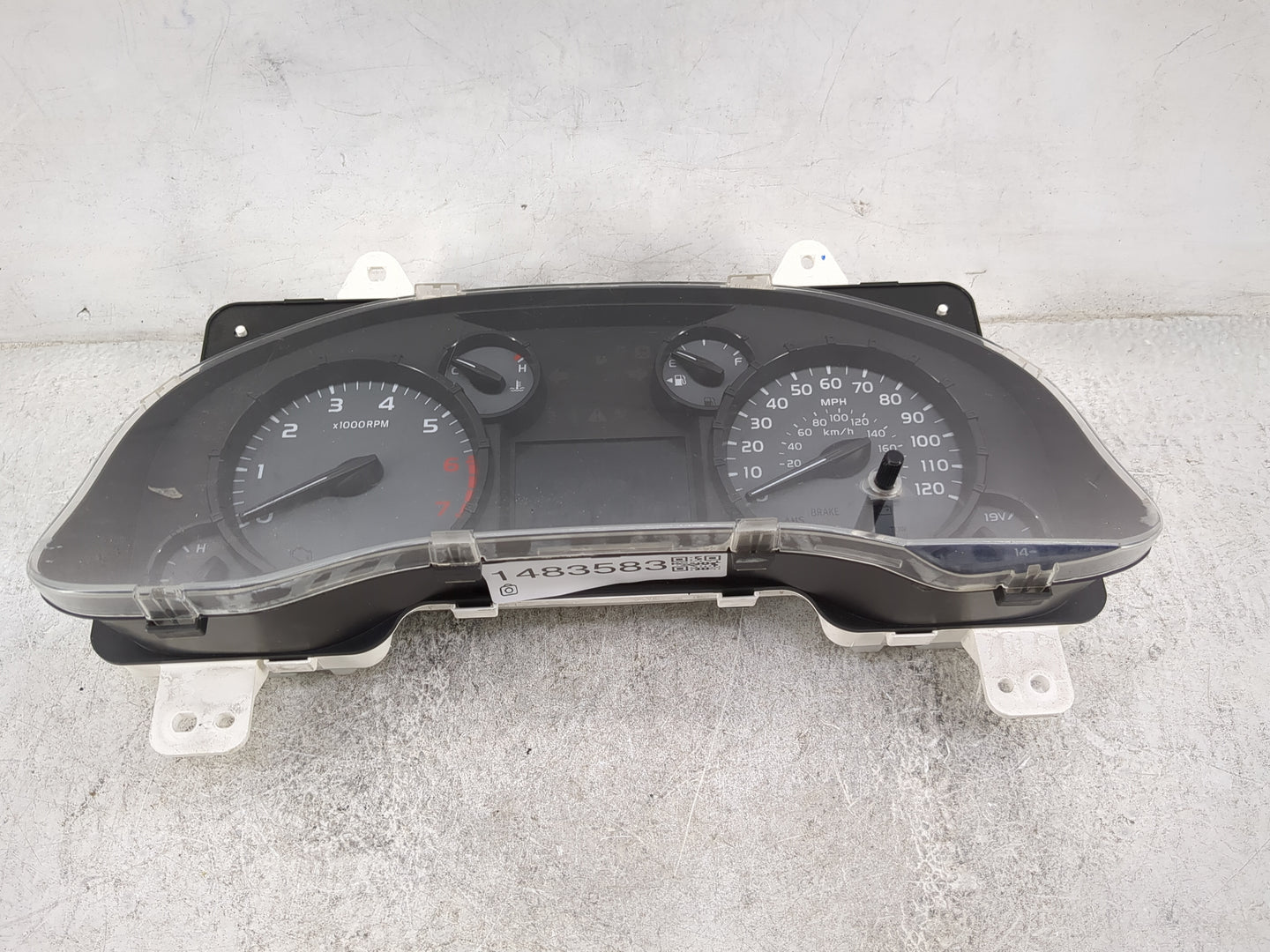 2015-2017 Toyota Tundra Instrument Cluster Speedometer Gauges P/N:83800-0CS01 6923-540A Miles: Fits Fits 2015 2016 2017 OEM 