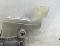 2017 Toyota Venza Brake Master Cylinder - Oemusedautoparts1.com