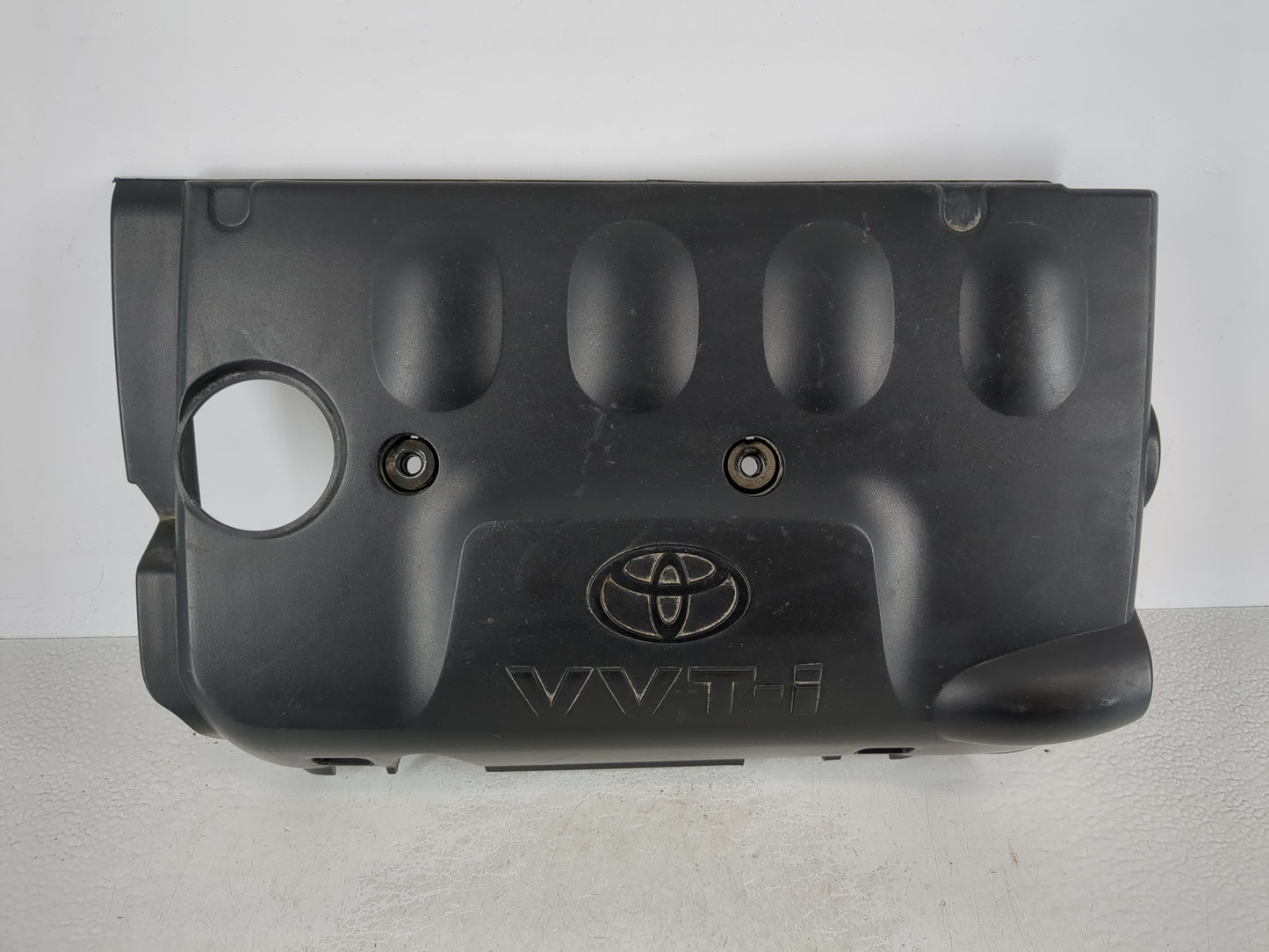 2017 Toyota Yaris Engine Cover - Oemusedautoparts1.com