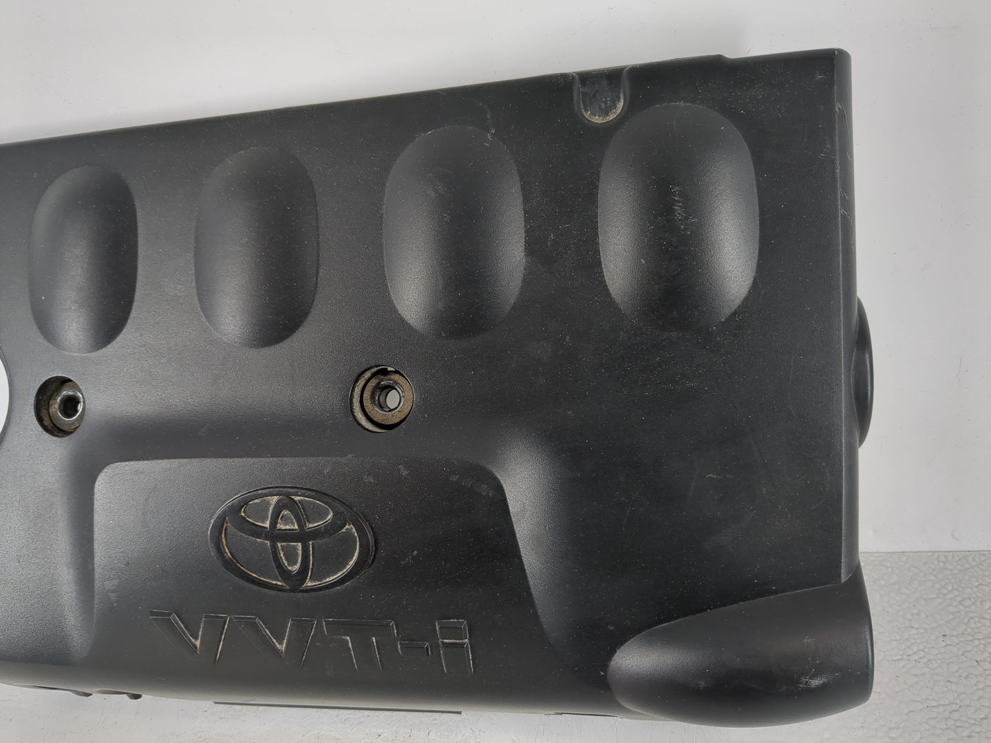 2017 Toyota Yaris Engine Cover - Oemusedautoparts1.com