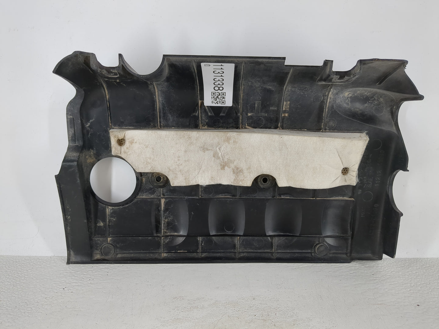 2017 Toyota Yaris Engine Cover - Oemusedautoparts1.com