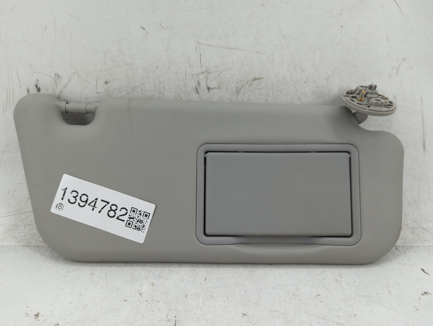 2017-2019 Toyota Yaris Sun Visor Shade Replacement Passenger Right Mirror Fits Fits 2017 2018 2019 OEM Used Auto Parts - Oem