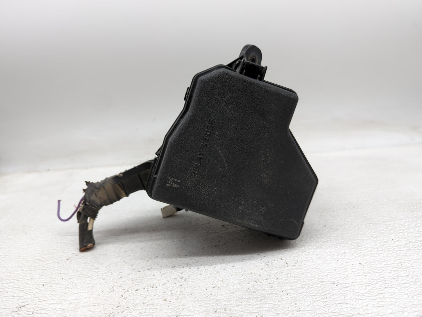 2012-2019 Toyota Yaris Fusebox Fuse Box Panel Relay Module P/N:82662-0D300 Fits Fits 2012 2013 2014 2015 2016 2017 2018 2019