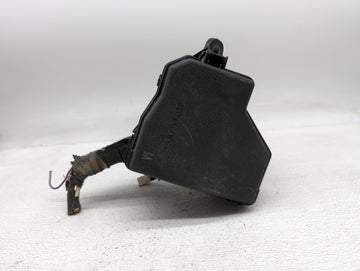 2012-2019 Toyota Yaris Fusebox Fuse Box Panel Relay Module P/N:82662-0D300 Fits Fits 2012 2013 2014 2015 2016 2017 2018 2019