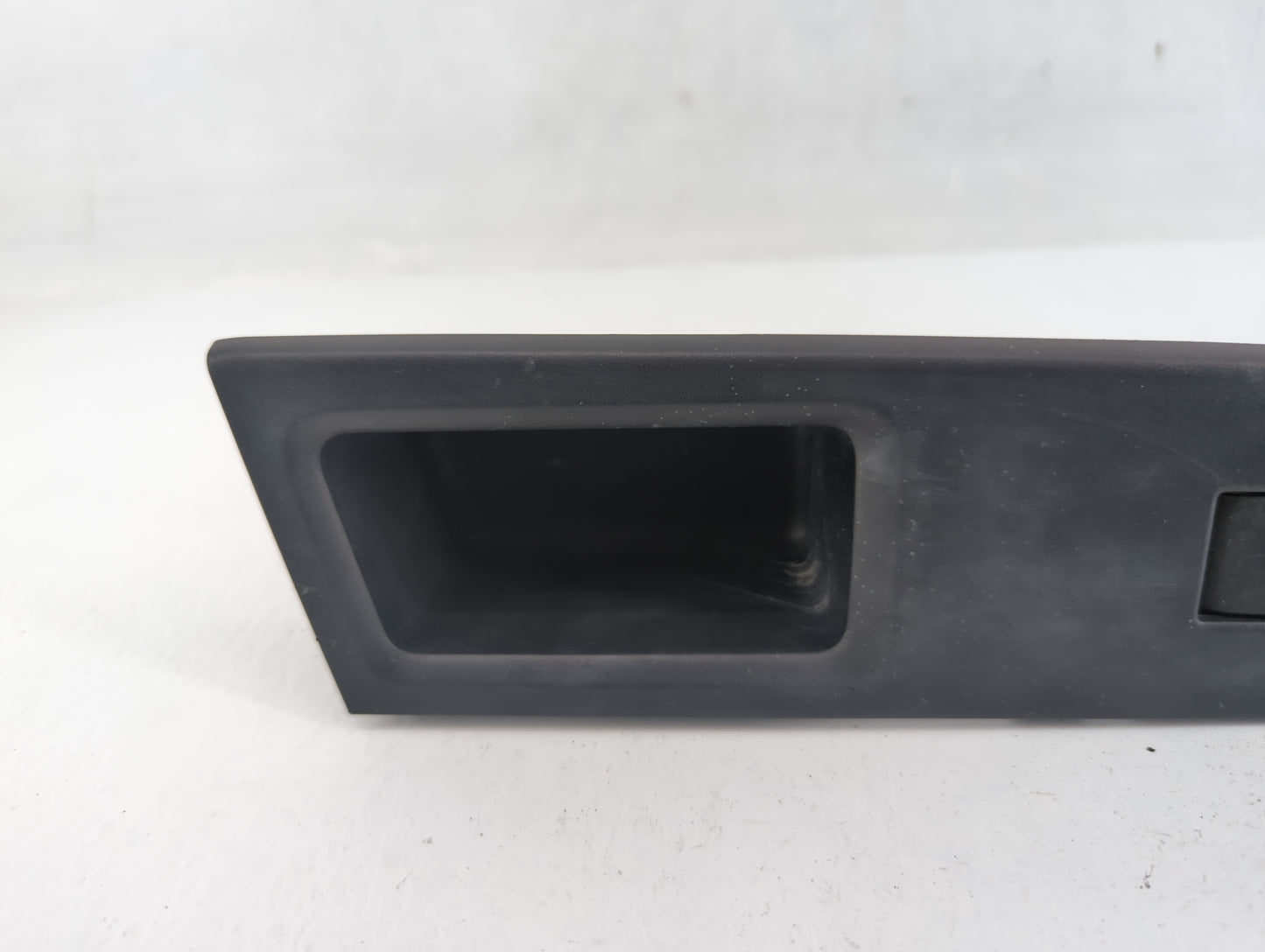 2017 Toyota Yaris Passenger Right Rear Power Window Switch 74231-0d680 - Oemusedautoparts1.com