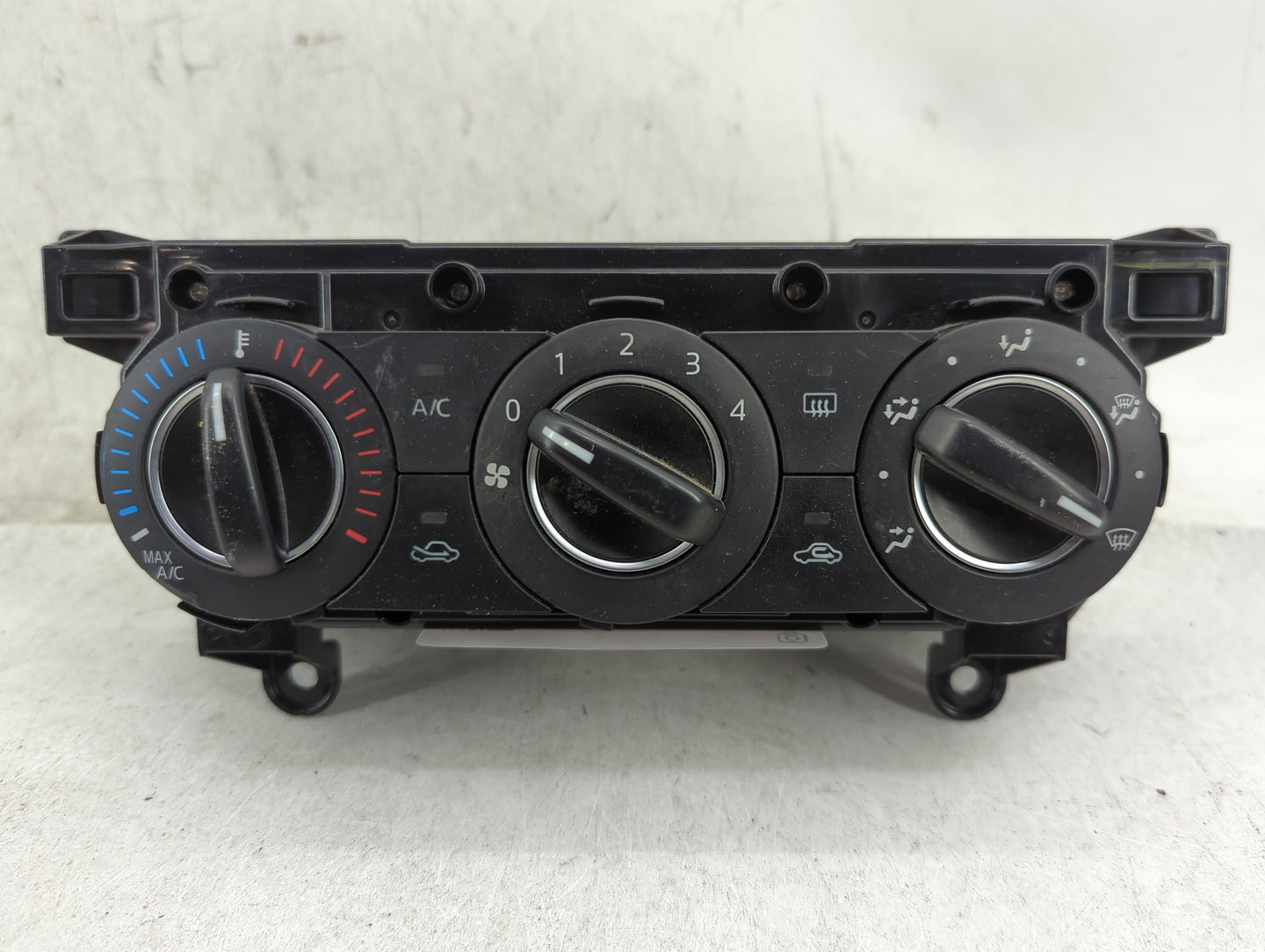 2017-2018 Toyota Yaris Ia Climate Control Module Temperature AC/Heater Replacement P/N:DB1S 61190 Fits OEM Used Auto Parts -