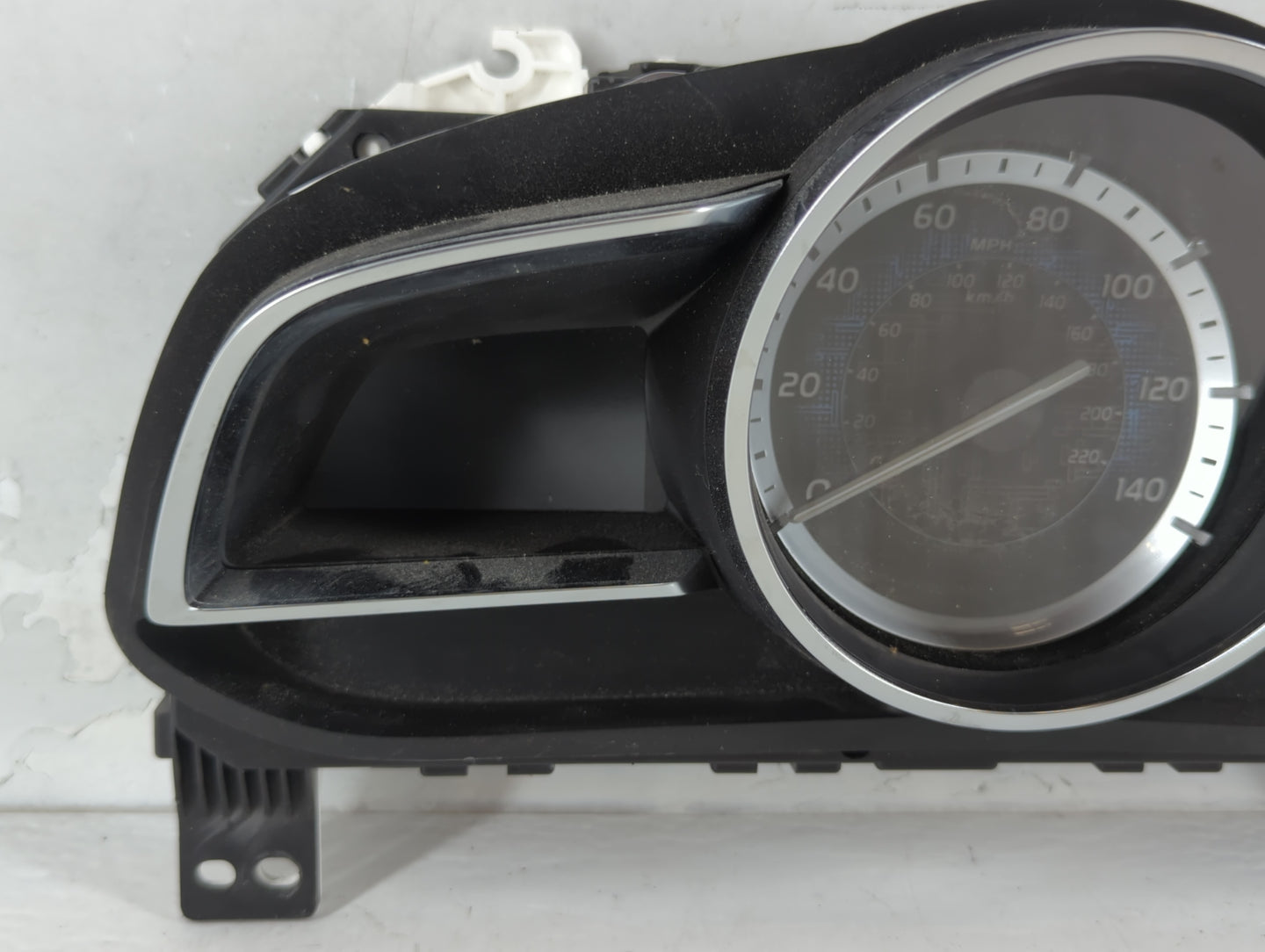 2017-2018 Toyota Yaris Ia Instrument Cluster Speedometer Gauges P/N:D472E DD1D Fits Fits 2017 2018 OEM Used Auto Parts - Oem