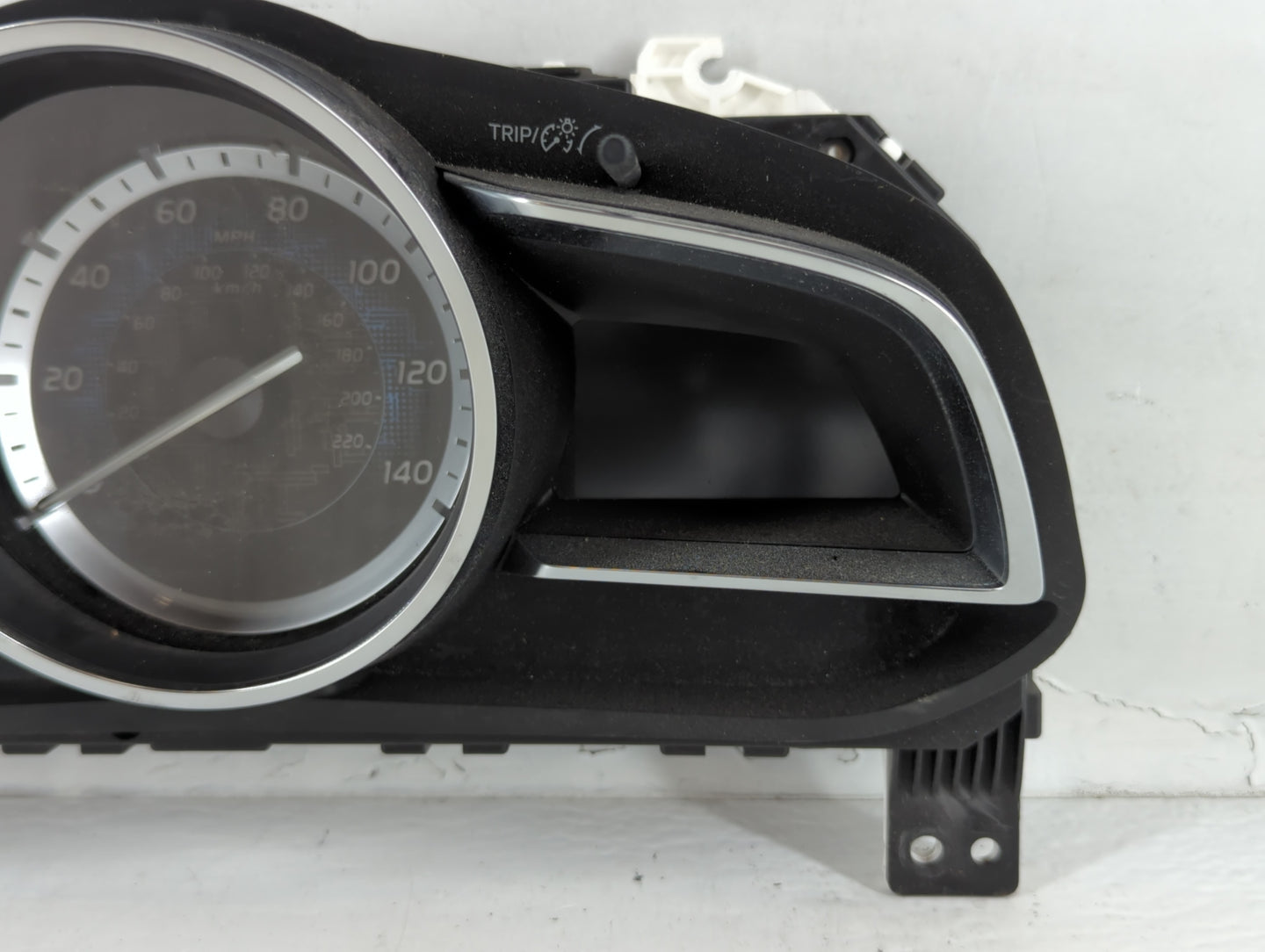 2017-2018 Toyota Yaris Ia Instrument Cluster Speedometer Gauges P/N:D472E DD1D Fits Fits 2017 2018 OEM Used Auto Parts - Oem
