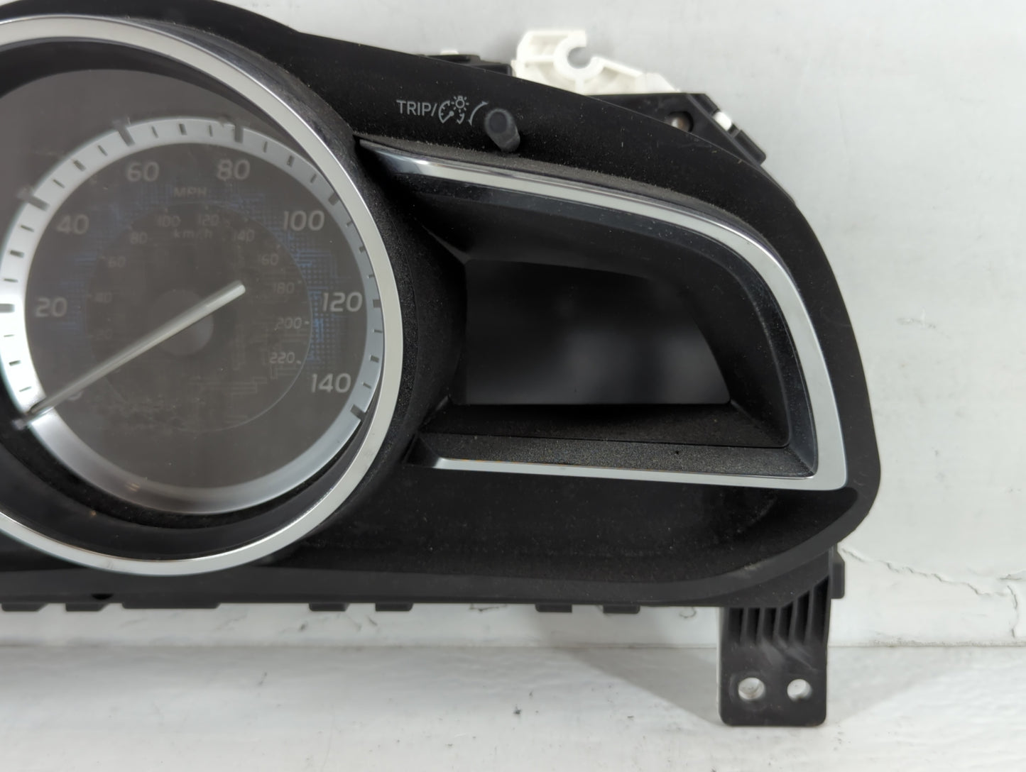 2017-2018 Toyota Yaris Ia Instrument Cluster Speedometer Gauges P/N:D472E DD1D Fits Fits 2017 2018 OEM Used Auto Parts - Oem